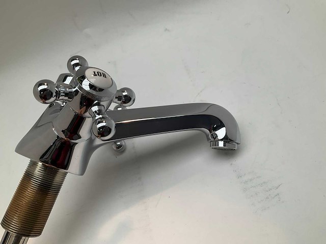 Dornbracht madison nostalgische wastafelkraan - afbeelding 3 van  7