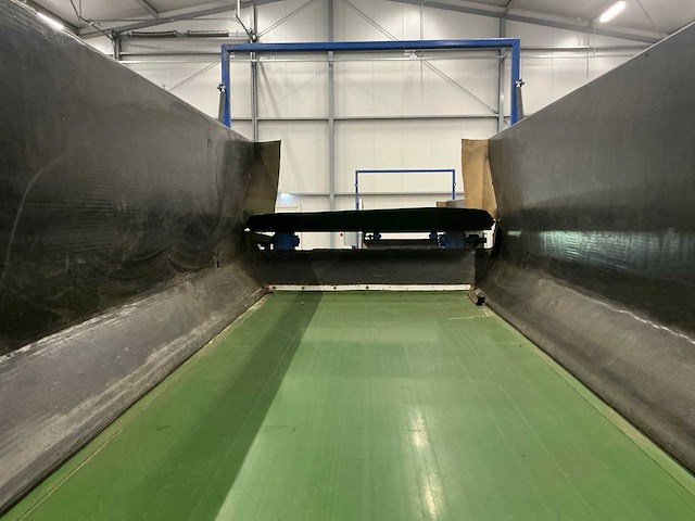 Doseerbunker met kistenkantelaar (c) - afbeelding 2 van  7