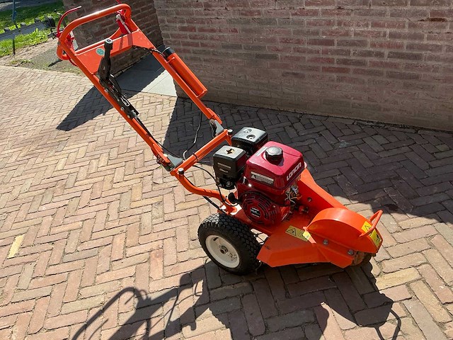 Dosko 200-6h mobiele stonken / stobbe frees - afbeelding 8 van  14