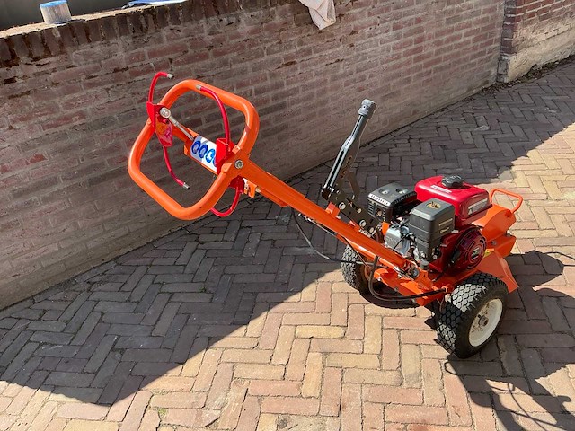 Dosko 200-6h mobiele stonken / stobbe frees - afbeelding 13 van  14