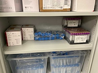 Dossierkast inclusief medische benodigdheden (2x) - afbeelding 9 van  10