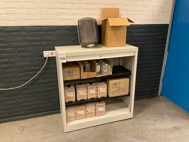 Dossierkast met inhoud - afbeelding 1 van  9