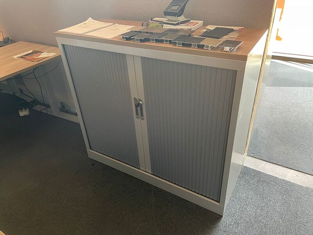 Dossierkast middel, lichtgrijs/hout - afbeelding 1 van  3