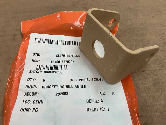 Double angle bracket (8x) - afbeelding 1 van  4