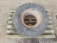 Double coin - band 8.25 r15 - afbeelding 3 van  4