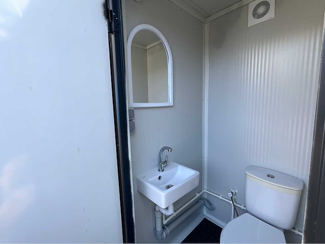 Douche en toilet unit - afbeelding 2 van  11