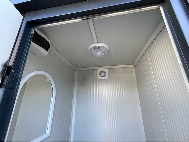 Douche en toilet unit - afbeelding 3 van  11