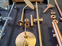 Douche-inbouwset xenz, grace, goud geborsteld - afbeelding 1 van  5