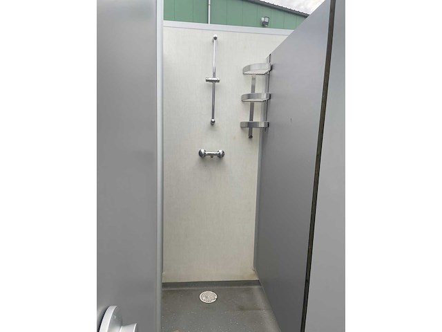 Douche unit - 4x douche - toilet - afbeelding 3 van  7