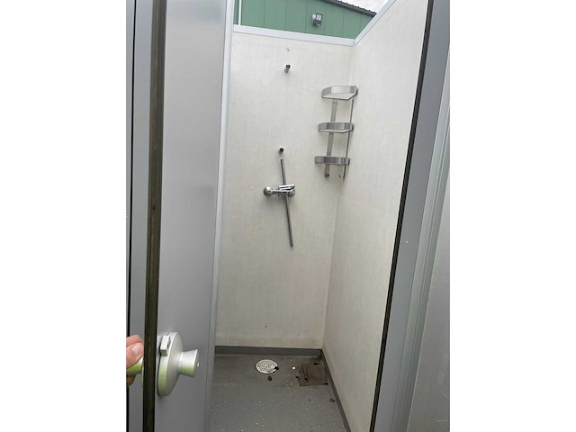 Douche unit - 4x douche - toilet - afbeelding 6 van  7