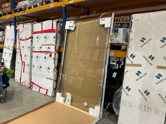 Douche wand - afbeelding 1 van  6