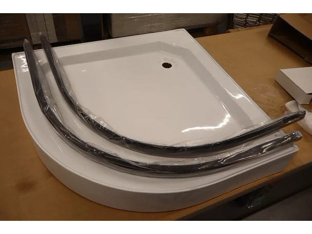 Douchebak met accessoires wiesbaden, wit/zwart - afbeelding 6 van  8