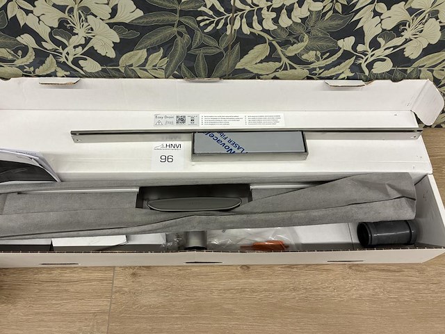 Douchegoot easydrain m-line wanduitvoering. 800 mm. - afbeelding 3 van  3