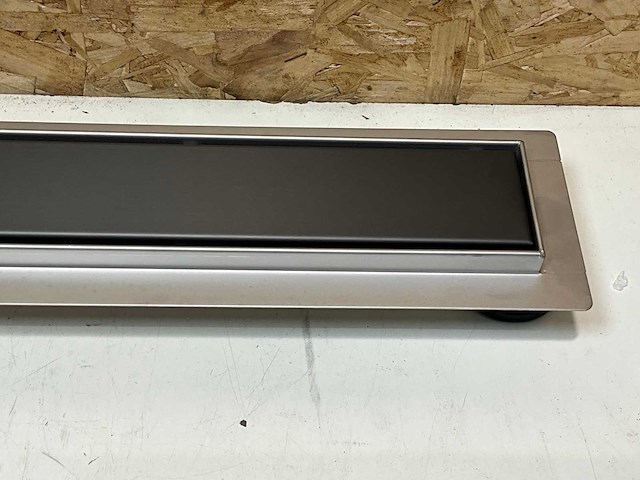 Douchegoot gunmetal geborsteld 900mm - afbeelding 6 van  8