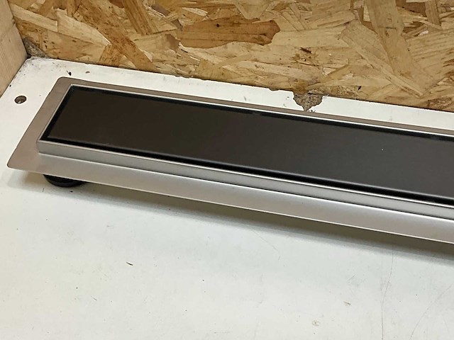 Douchegoot gunmetal geborsteld 900mm - afbeelding 8 van  8