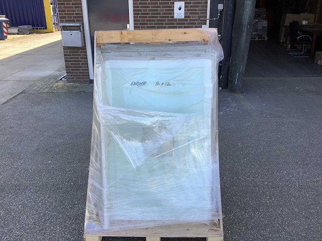 Douches plafonds 80x120 cm op pallet. (20x) - afbeelding 3 van  4