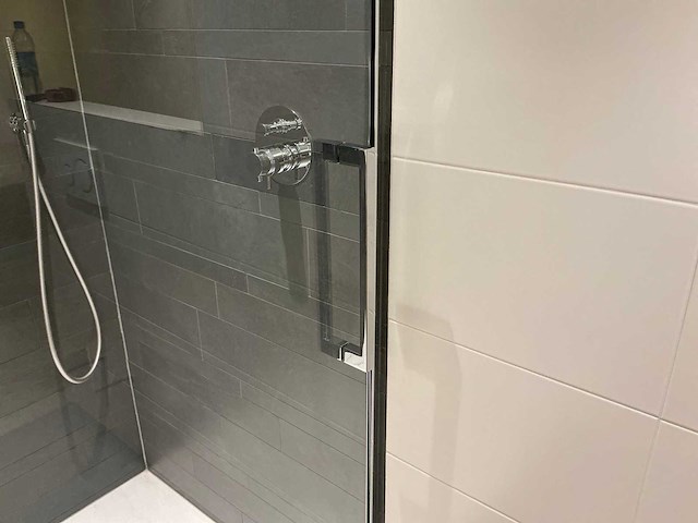 Douchewand met schuifdeur 170 cm - afbeelding 6 van  10