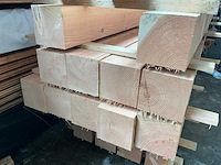 Douglas 200x200 paal - 300 cm (4x) - afbeelding 1 van  3