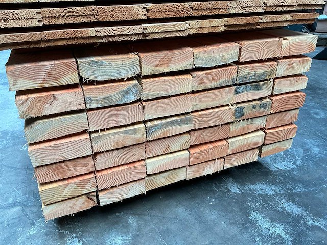 Douglas 63x175 fijnbezaagd - 500 cm (24x) - afbeelding 3 van  4