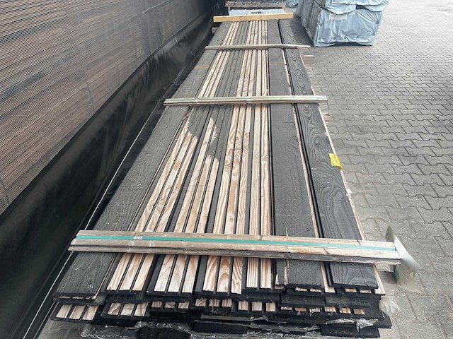 Douglas acoustic design profiel zwart 5000x142x22mm (24x) - afbeelding 1 van  3