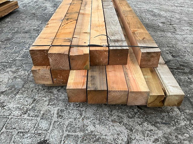 Douglas balk 15x15 cm (12x) - afbeelding 4 van  6