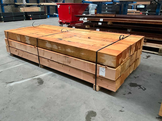 Douglas balk 15x15x300 (21x) - afbeelding 1 van  4