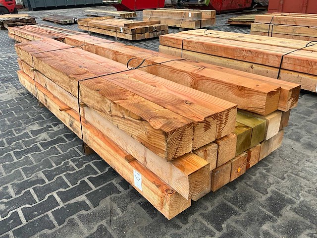 Douglas balk 15x15x300 cm (19x) - afbeelding 1 van  4