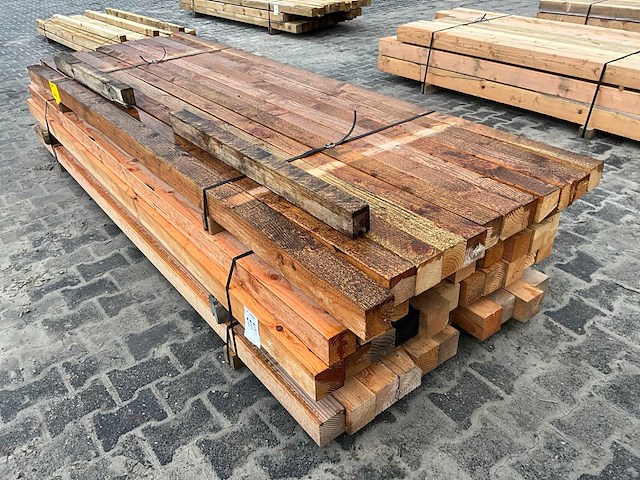 Douglas balk 8x8x400 cm (45x) - afbeelding 1 van  5