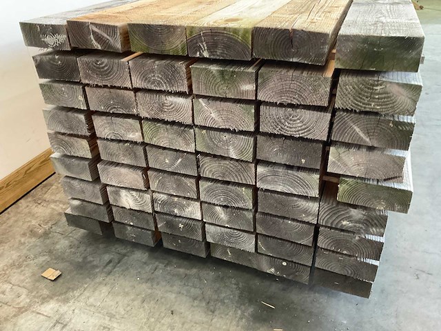 Douglas balk fijnbezaagd 400x17x7,5 cm (54x) - afbeelding 2 van  4