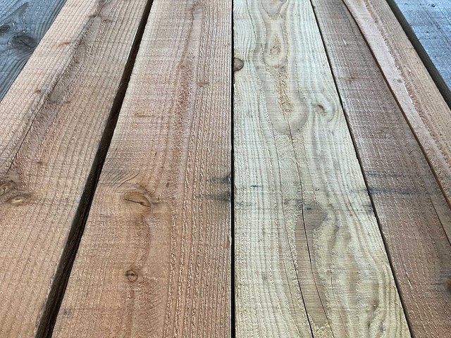 Douglas balk fijnbezaagd 400x17x7,5 cm (54x) - afbeelding 3 van  5