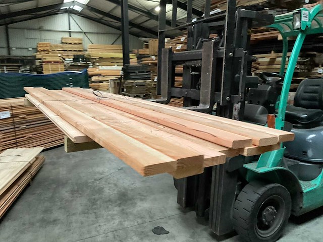 Douglas balk geschaafd - 270x8,9x2,8 cm (10x) - afbeelding 1 van  7