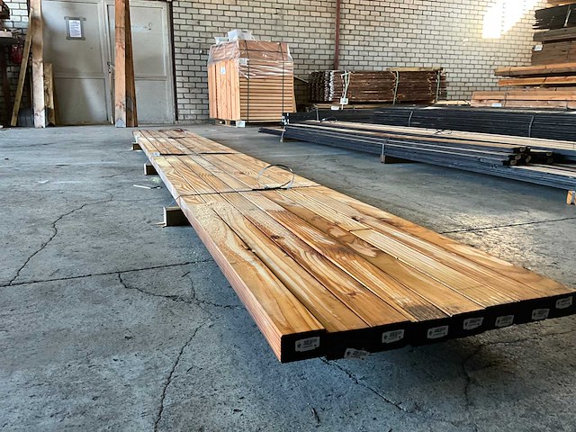 Douglas balk geschaafd 500x7x4,5 cm (8x) - afbeelding 1 van  5