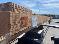 Douglas balken fijnbezaagd, 200x200mm, lengte 300cm - afbeelding 2 van  3