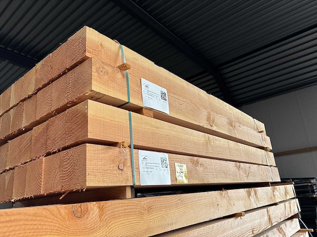 Douglas balken fijnbezaagd 2500x150x150mm (14x) - afbeelding 3 van  3