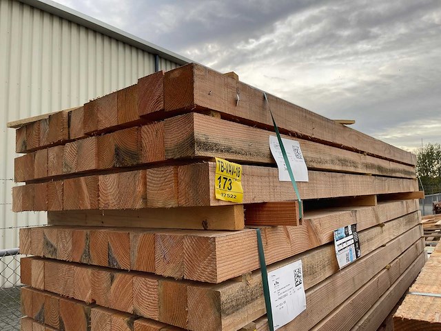 Douglas balken fijnbezaagd 3000x100x100mm (30x) - afbeelding 4 van  4