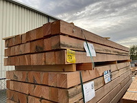 Douglas balken fijnbezaagd 3000x100x100mm (30x) - afbeelding 4 van  4