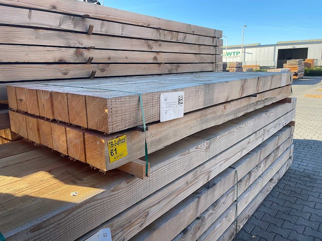 Douglas balken fijnbezaagd 3000x150x150mm (14x) - afbeelding 4 van  4