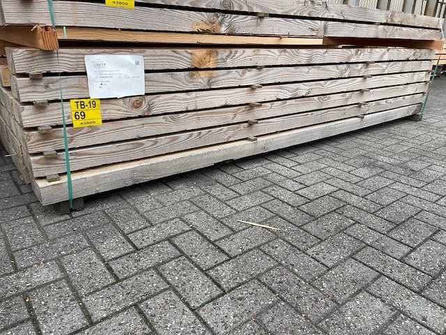 Douglas balken fijnbezaagd 3000x175x75mm (29x) - afbeelding 4 van  4