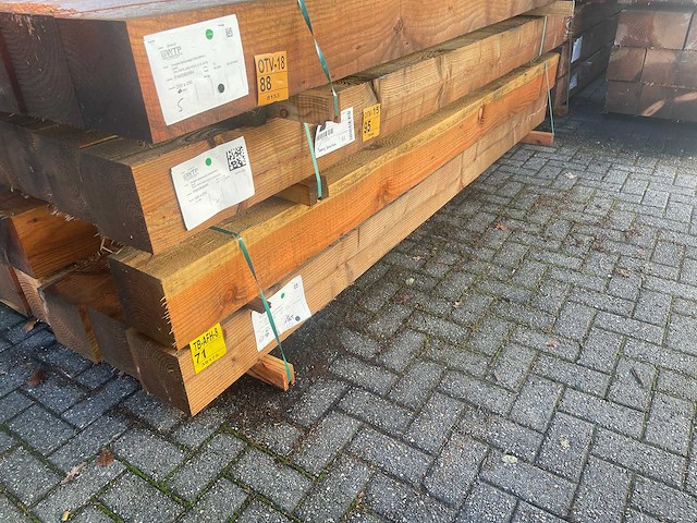 Douglas balken fijnbezaagd 3000x200x200mm (8x) - afbeelding 4 van  4