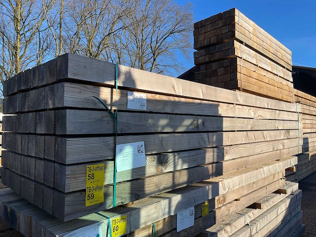 Douglas balken fijnbezaagd 4000x120x120mm (27x) - afbeelding 4 van  4