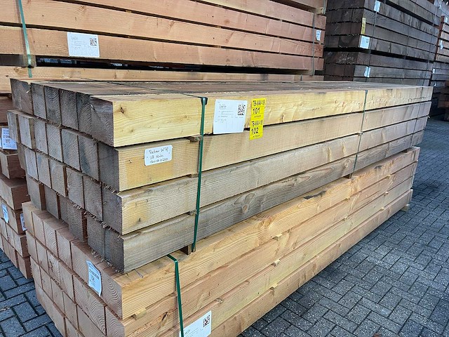 Douglas balken fijnbezaagd 4000x150x150mm (14x) - afbeelding 4 van  4