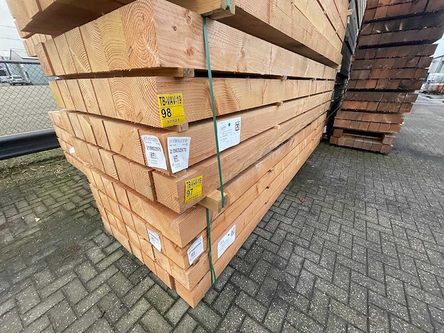 Douglas balken fijnbezaagd 4000x150x150mm (14x) - afbeelding 4 van  4