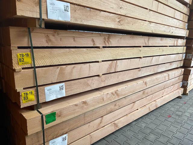 Douglas balken fijnbezaagd 4000x150x150mm (14x) - afbeelding 4 van  4
