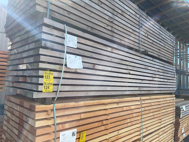 Douglas balken fijnbezaagd 4000x150x50mm (35x) - afbeelding 4 van  4