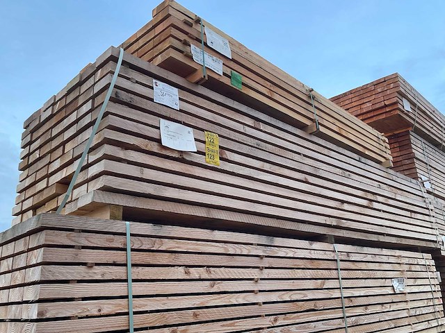 Douglas balken fijnbezaagd 4000x150x50mm (42x) - afbeelding 4 van  4