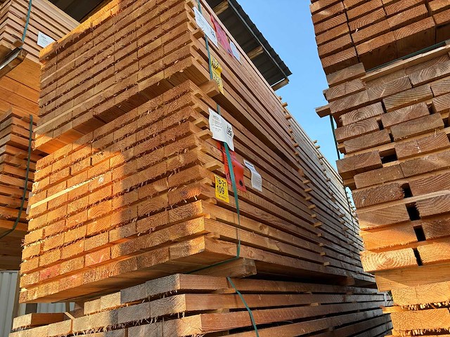 Douglas balken fijnbezaagd 4000x150x50mm (77x) - afbeelding 2 van  2