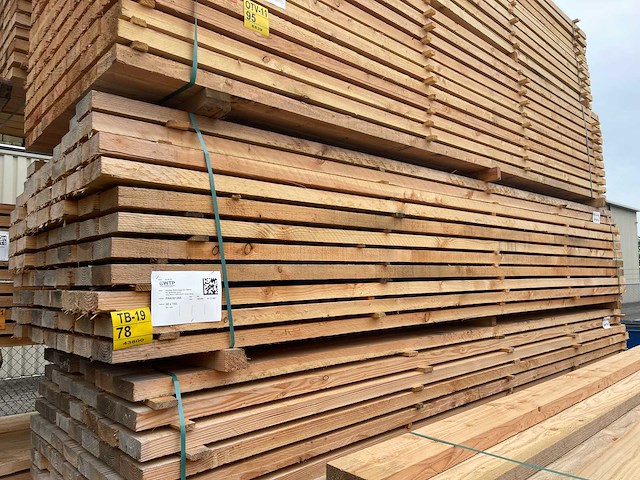 Douglas balken fijnbezaagd 4000x150x50mm (84x) - afbeelding 4 van  4