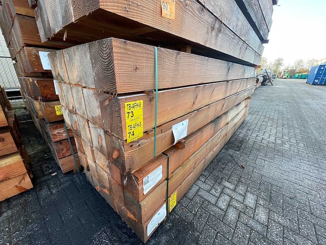 Douglas balken fijnbezaagd 4000x200x200mm (5x) - afbeelding 4 van  4