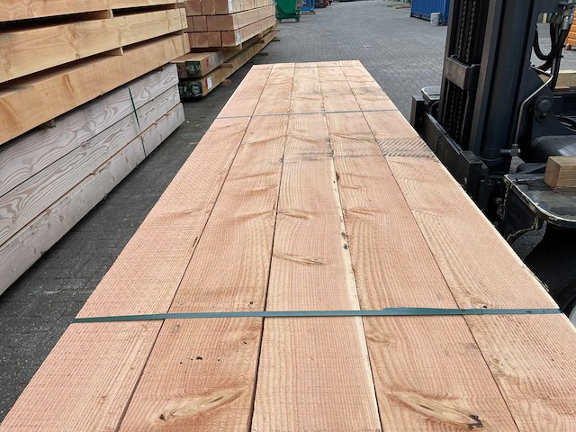 Douglas balken fijnbezaagd 5000x200x200mm (10x) - afbeelding 1 van  3