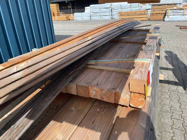 Douglas balken geschaafd 2500x90x90mm (14x) - afbeelding 2 van  3